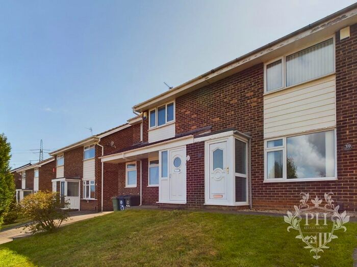 2 Bedroom Semi-Detached House For Sale In Meadowgate, Eston, Middlesbrough, TS6