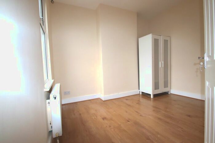 3 Bedroom Terraced House To Rent In Huxley Road, London, N18