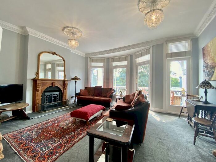 1 Bedroom Apartment To Rent In Minnis Bay, CT7