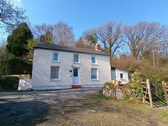 3 Bedroom Detached House For Sale In Llwyncelyn, Cilgerran, Cardigan, Pembrokeshire, SA43