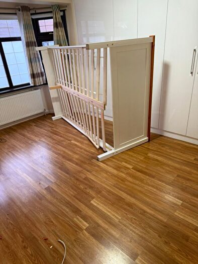 5 Bedroom Semi Detached House To Rent In Newbury Park, IG2