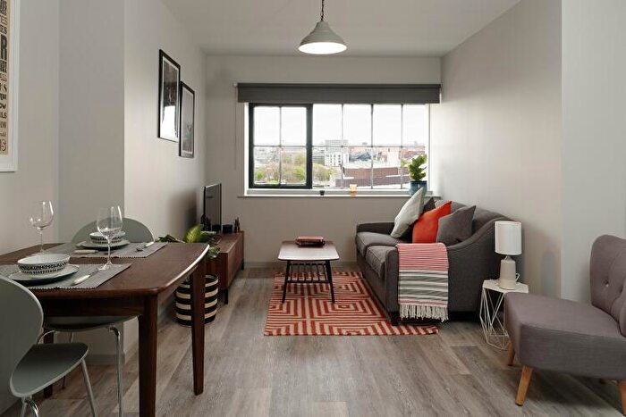 1 Bedroom Apartment To Rent In Granby Row Uncle, M1