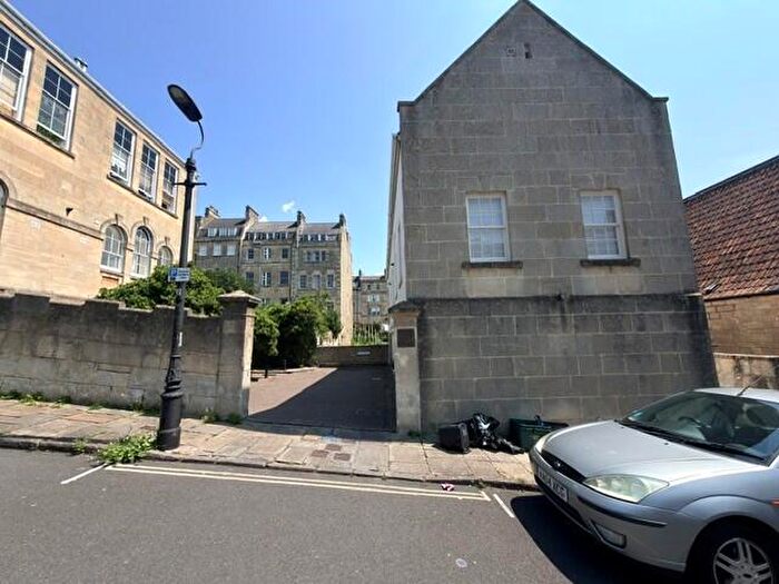 2 Bedroom Maisonette To Rent In Harley Street, Bath, BA1