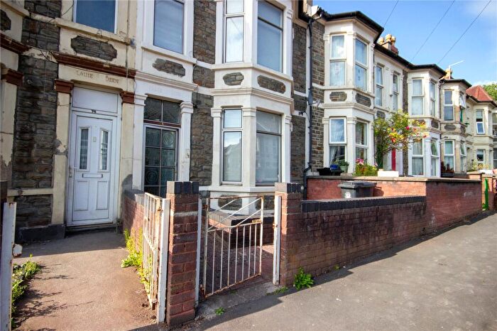 4 Bedroom Terraced House To Rent In Chelsea Park, Easton, Bristol, BS5