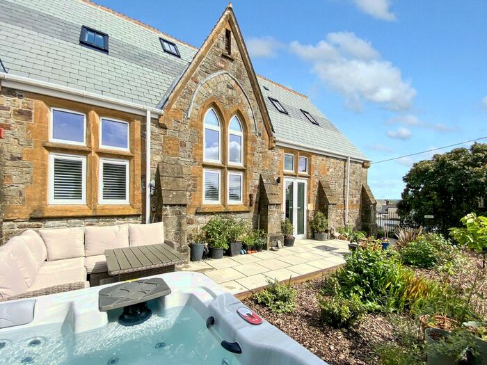 3 Bedroom Property For Sale In The School House, North Road, South Molton, Devon, EX36