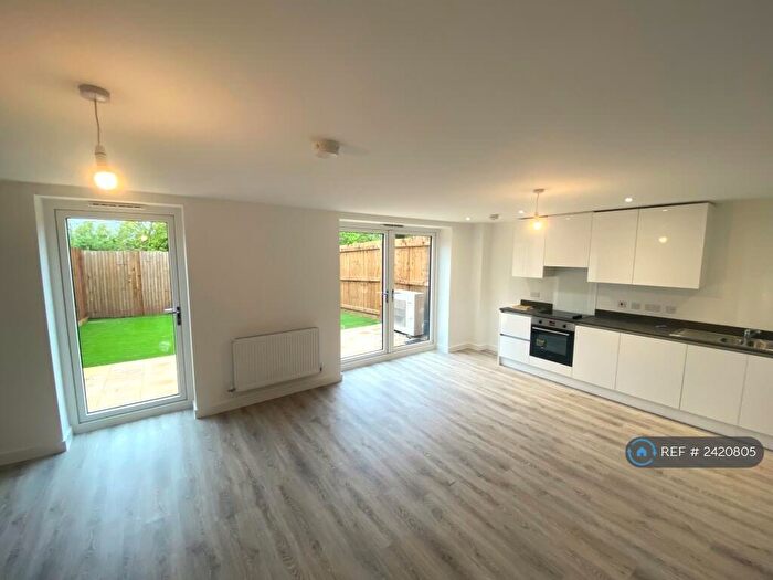 4 Bedroom Detached House To Rent In Parkes Avenue, Birmingham, B12