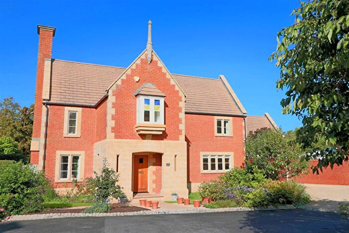 4 Bedroom Detached House For Sale In Church Meadows, Toddington, Cheltenham, GL54