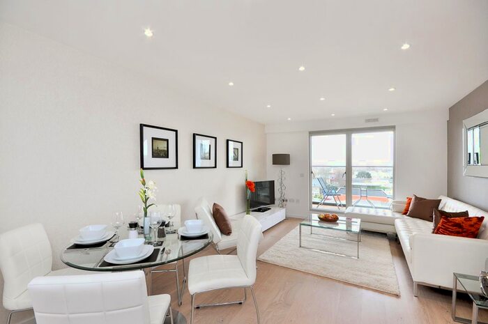 2 Bedroom Flat To Rent In Balham Hill, London, SW12