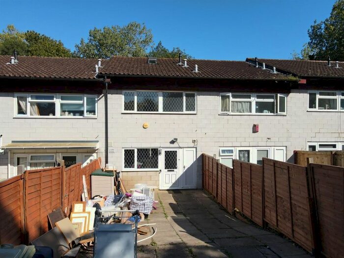 3 Bedroom Terraced House To Rent In Daniels Welch, Coffee Hall, Milton Keynes, MK6