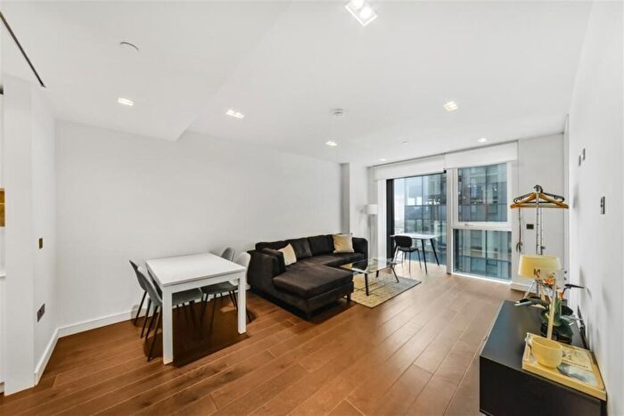 1 Bedroom Flat To Rent In Southbank Place, Casson Square, SE1