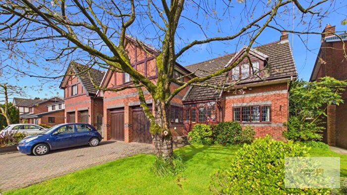 5 Bedroom Detached House For Sale In Ripon Hall Avenue, Ramsbottom, Bury, BL0