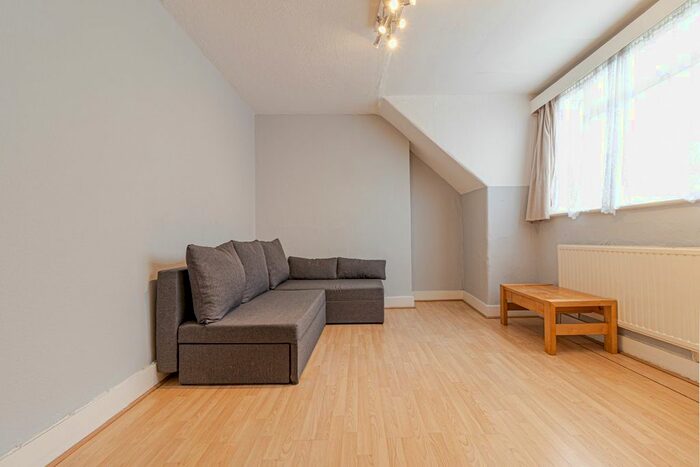 1 Bedroom Flat To Rent In Finchley Road, London, NW11