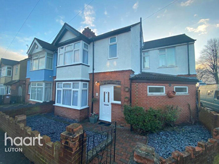 5 Bedroom Semi-Detached House To Rent In Rutland Crescent, Luton, LU2