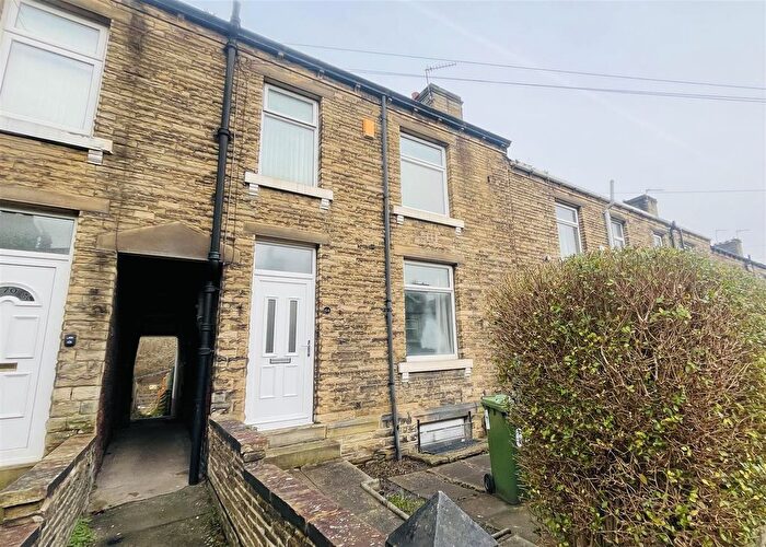 1 Bedroom Terraced House For Sale In Dewhurst Road, Huddersfield, HD2