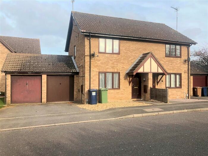 3 Bedroom Semi-Detached House To Rent In Kooreman Avenue, Wisbech, PE13