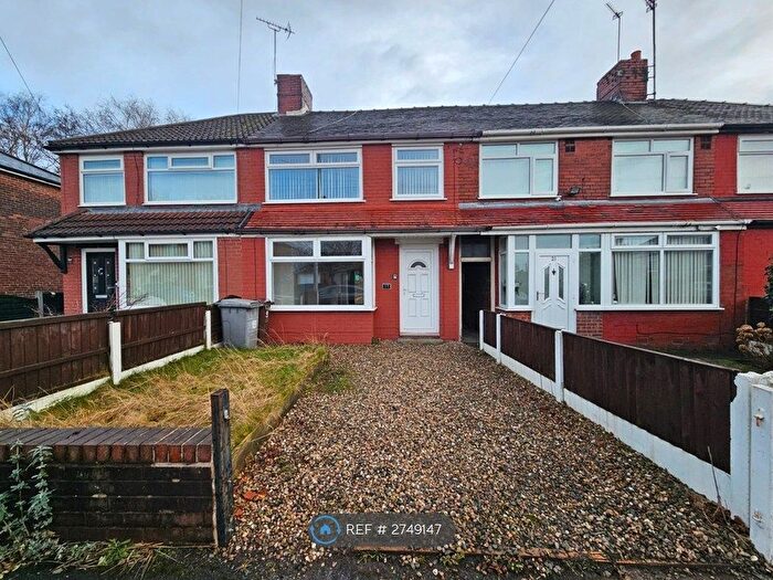 3 Bedroom Terraced House To Rent In Whitegate Avenue, Chadderton, Oldham, OL9