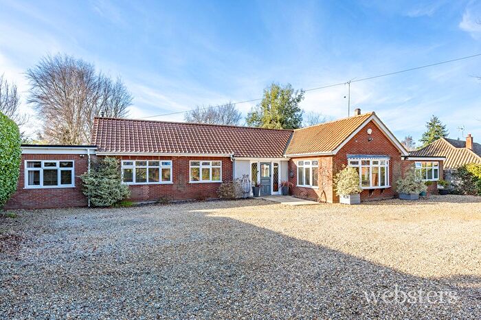 5 Bedroom Detached Bungalow For Sale In Folgate Lane, Costessey, NR8