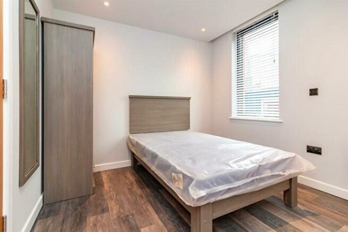 1 Bedroom Flat To Rent In Howard Street, Nottingham, Nottinghamshire, NG1