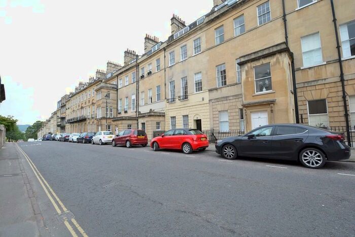 2 Bedroom Flat To Rent In Marlborough Buildings, BA1