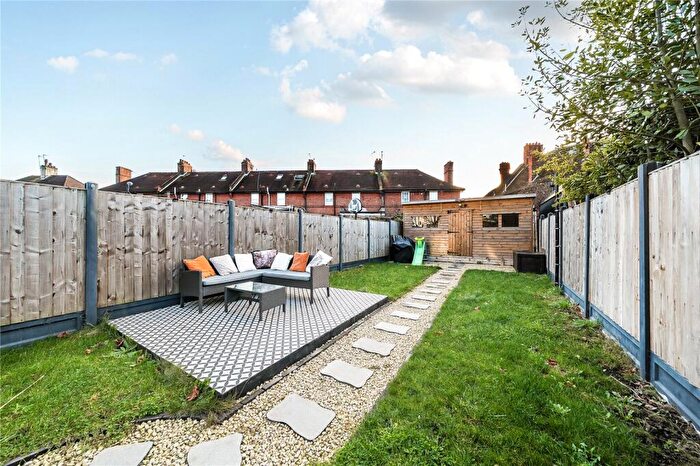 3 Bedroom Terraced House For Sale In The Roundway, London, N17