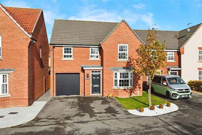4 Bedroom Detached House For Sale In Samuelson Croft, Hessle, HU13