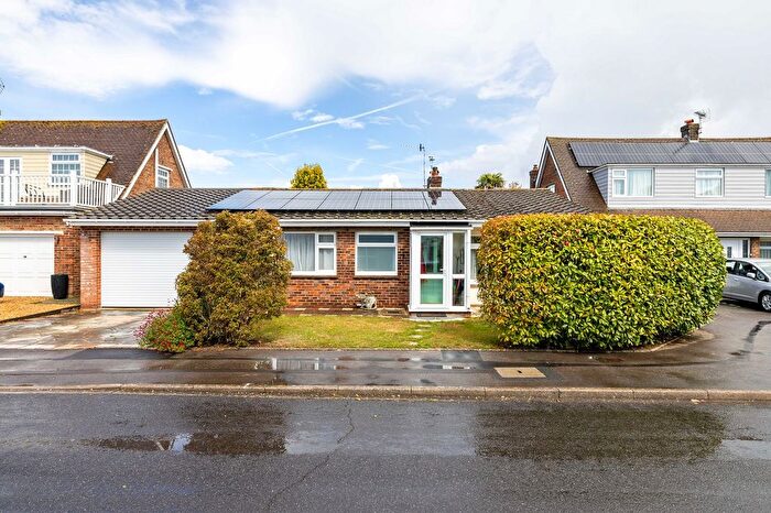 2 Bedroom Detached Bungalow For Sale In Singleton Close, Aldwick, Bognor Regis, West Sussex, PO21