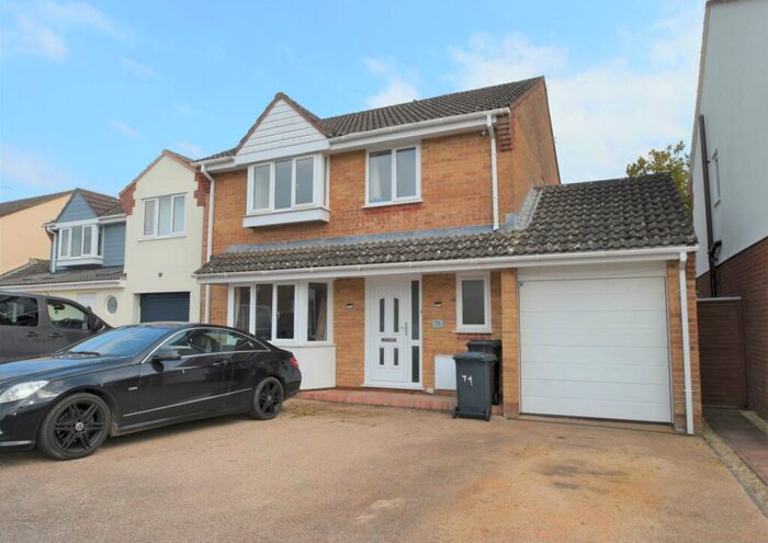 4 Bedroom House To Rent In Headweir Road, Cullompton, Devon, EX15