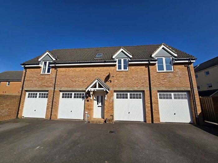 2 Bedroom Property To Rent In Wagtail Crescent, Portishead, Bristol, BS20