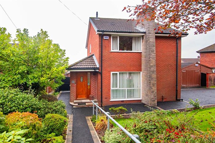 3 Bedroom Detached House For Sale In Douglas Avenue, Horwich, Bolton, BL6