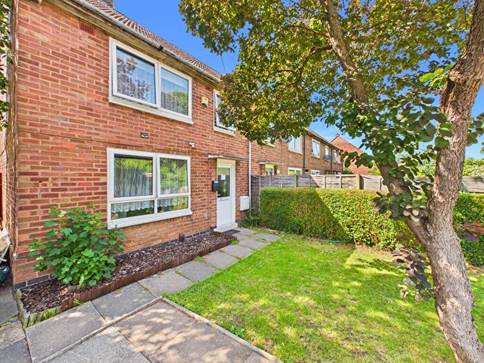 3 Bedroom Terraced House For Sale In Spendlow Gardens, Leicester, LE2