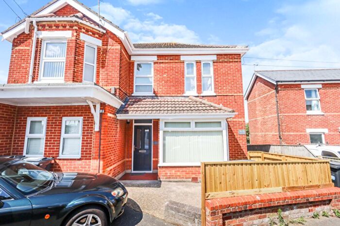 3 Bedroom Property To Rent In Kemp Road, Bournemouth, BH9