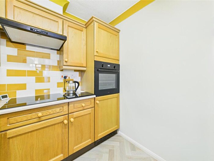 1 Bedroom Apartment For Sale In Ashdown Court, Cromer, NR27