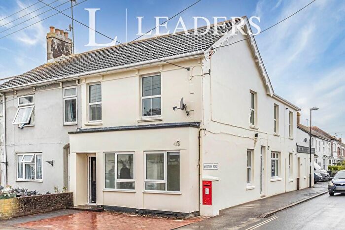 2 Bedroom Flat To Rent In Fairfield Road, RH15