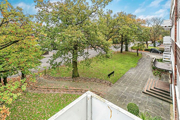 2 Bedroom Flat For Sale In Charnwood, High Road, Buckhurst Hill, IG9