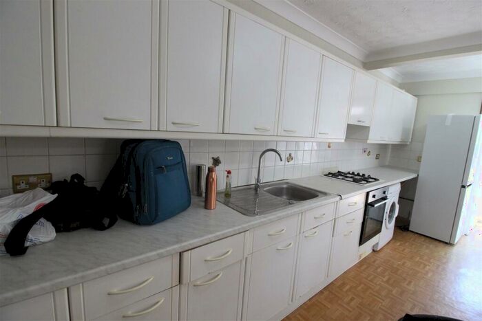 3 Bedroom Terraced House To Rent In Palmerston Road, Walthamstow, E17