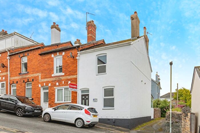 2 Bedroom End Terrace House For Sale In Tudor Road, Newton Abbot, TQ12
