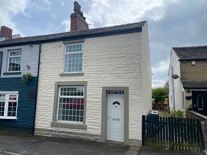 2 Bedroom Cottage To Rent In Stanhill Road, Accrington, BB5