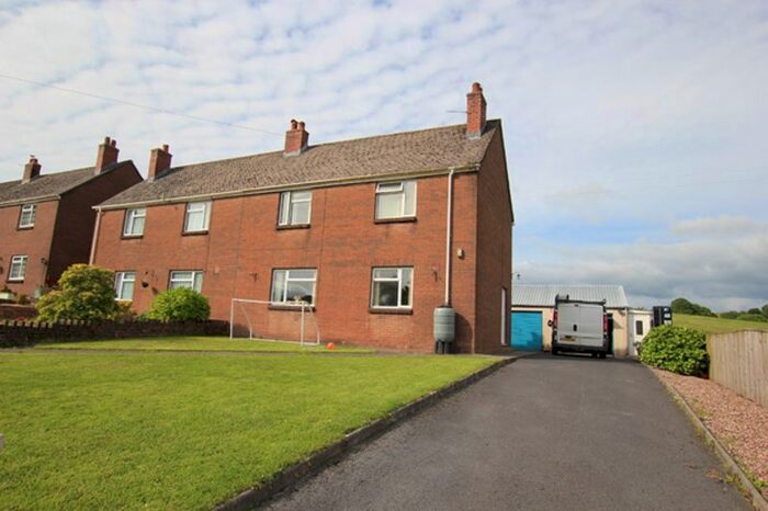 3 Bedroom Semi-Detached House To Rent In Henfwlch Road, Carmarthen, SA33