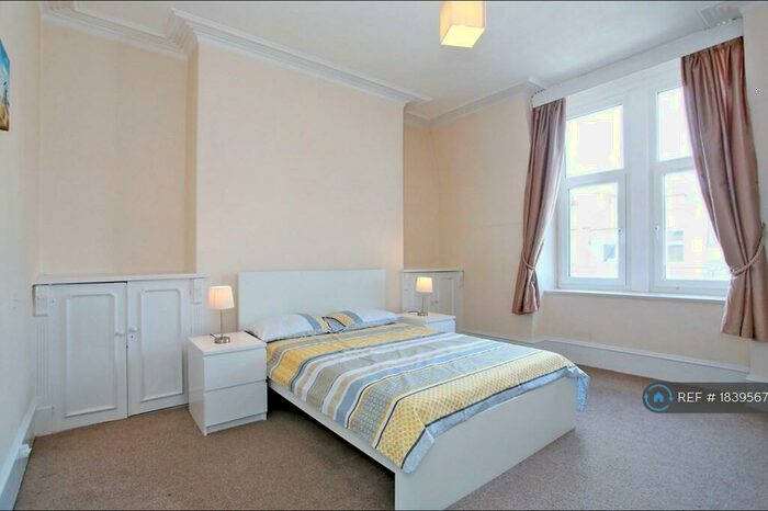 1 Bedroom Flat To Rent In Union Grove, Aberdeen, AB10