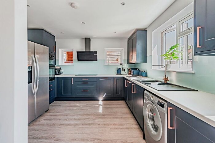 3 Bedroom Semi-detached House For Sale In Malmstone Avenue, Merstham, Redhill, RH1