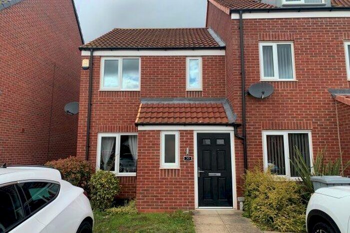 2 Bedroom Property To Rent In Nightingale Close, Mansfield, NG21
