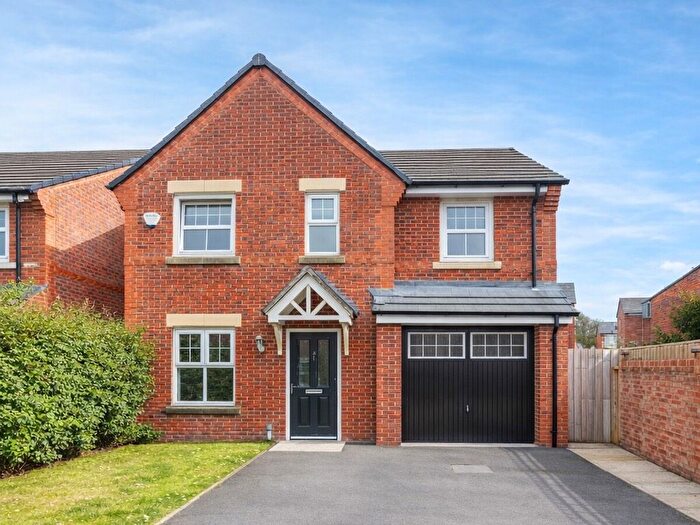 4 Bedroom Detached House To Rent In Common Alder Way, Manchester, M9
