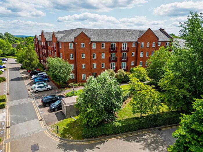 1 Bedroom Flat For Sale In Coxhill Way, Aylesbury, HP21