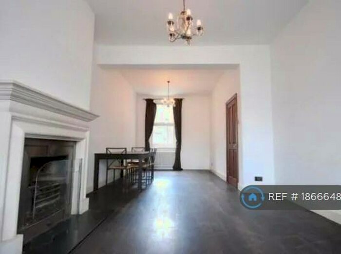 3 Bedroom Terraced House To Rent In Hornsey Park Road, London, N8