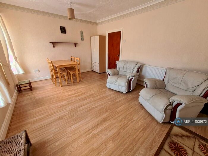 1 Bedroom Flat To Rent In Stanley Street, Llanelli, SA15