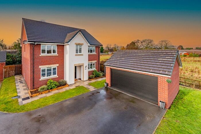 5 Bedroom Detached House For Sale In Riddles Avenue, Willaston, Nantwich, Cheshire, CW5