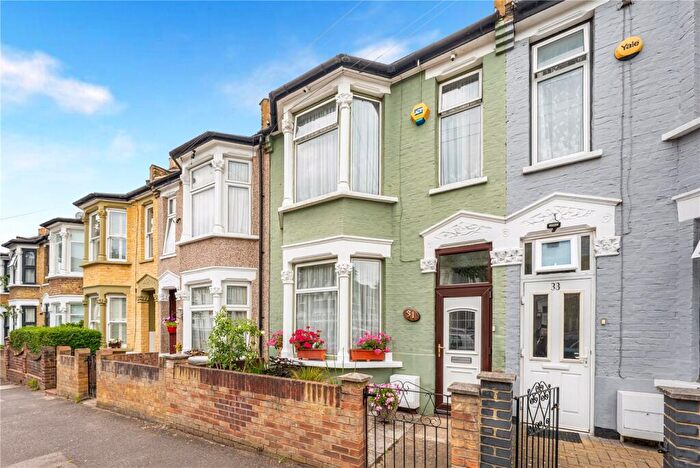 3 Bedroom Terraced House For Sale In Livingstone Road, Walthamstow, London, E17