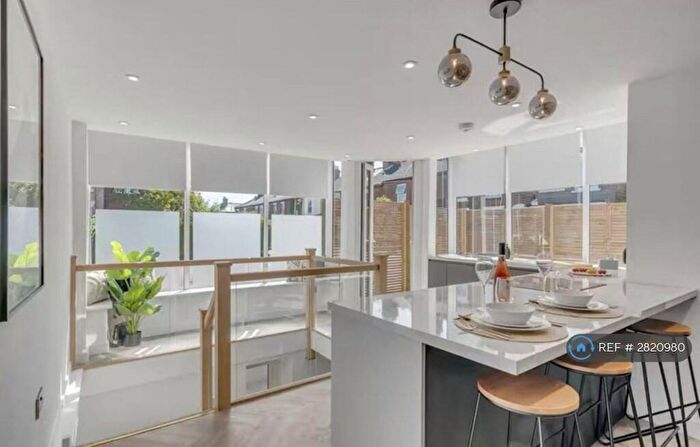 1 Bedroom Flat To Rent In Cricket Ground Road, Norwich, NR1