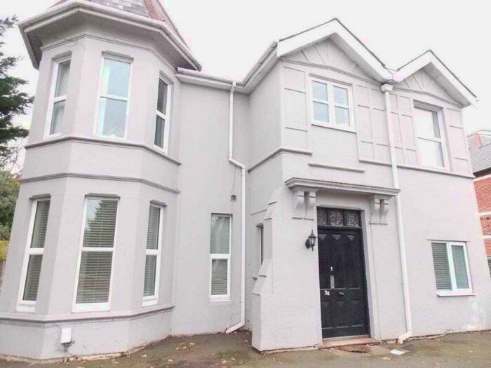 3 Bedroom Apartment To Rent In Wimborne Road, Winton, Bournemouth, BH3