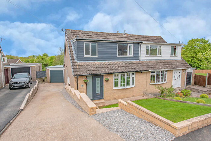 3 Bedroom Semi-Detached House For Sale In Airedale Avenue, Skipton, North Yorkshire, BD23